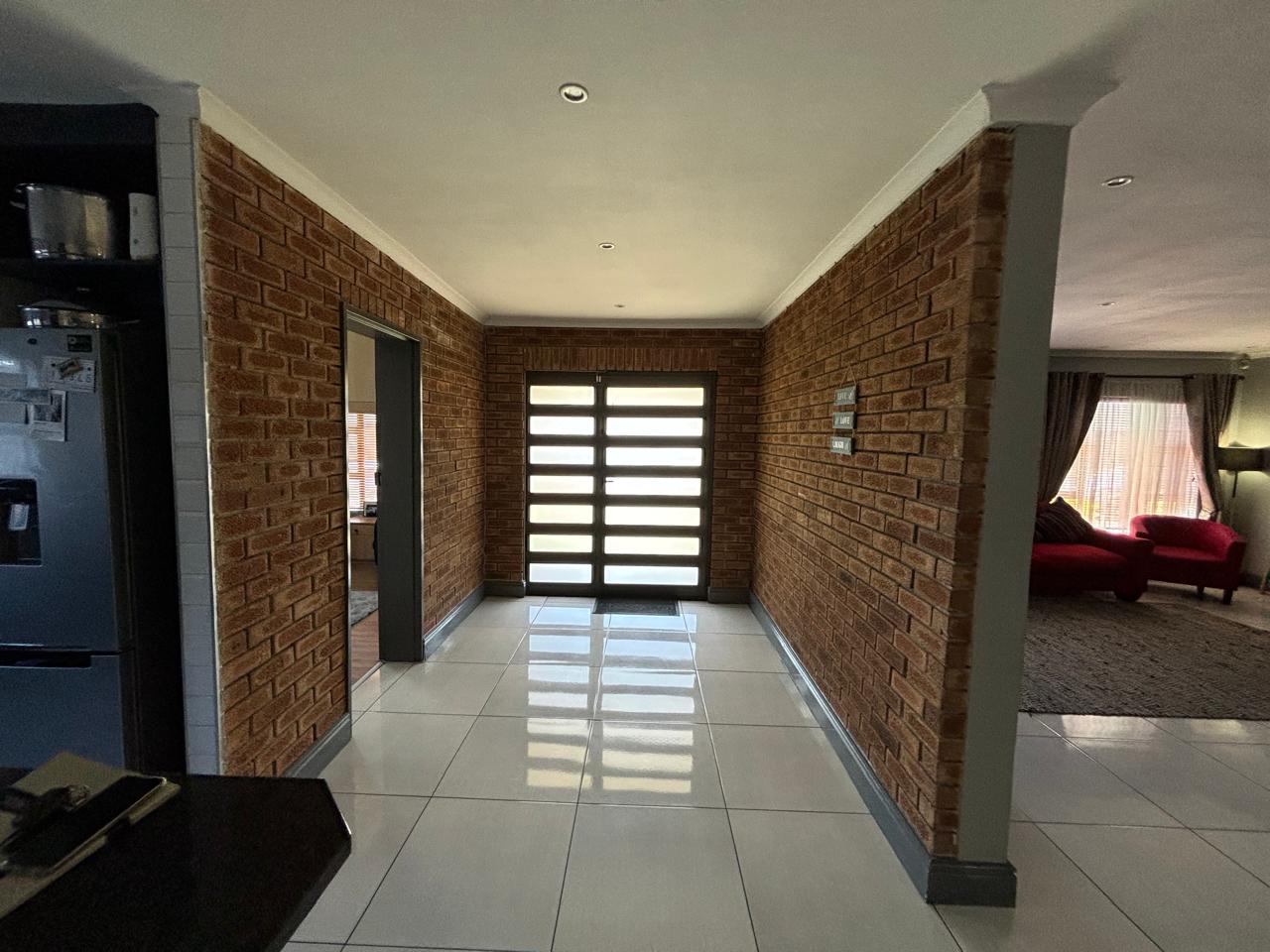 4 Bedroom Property for Sale in Soneike Western Cape